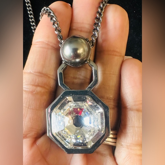 St John - Picture 3 of 7